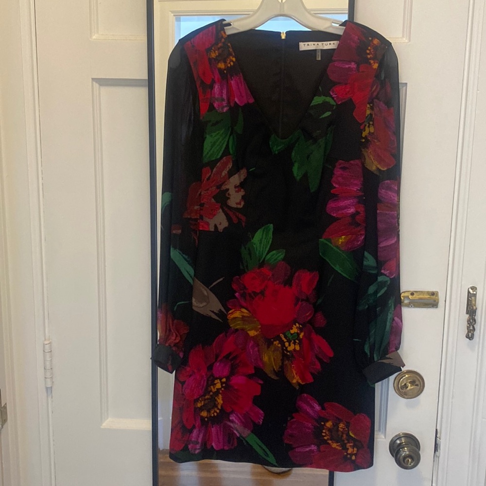 Trina Turk size 2 short dress